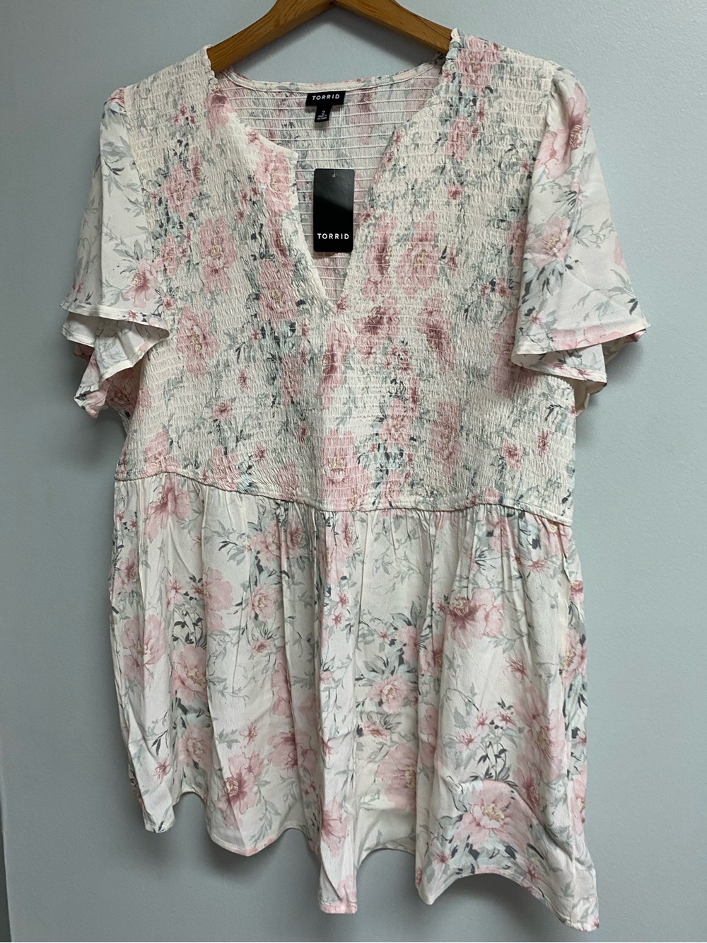 STUNNING NWT TORRID TOP - 2X (2) - Picture 8 of 11